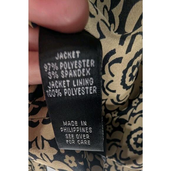 AGB Women's Tiered Black Beige Floral Brocade Bolero Jacket Cardigan 18W - Picture 6 of 6